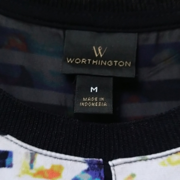 Worthington Top - Picture 2 of 6